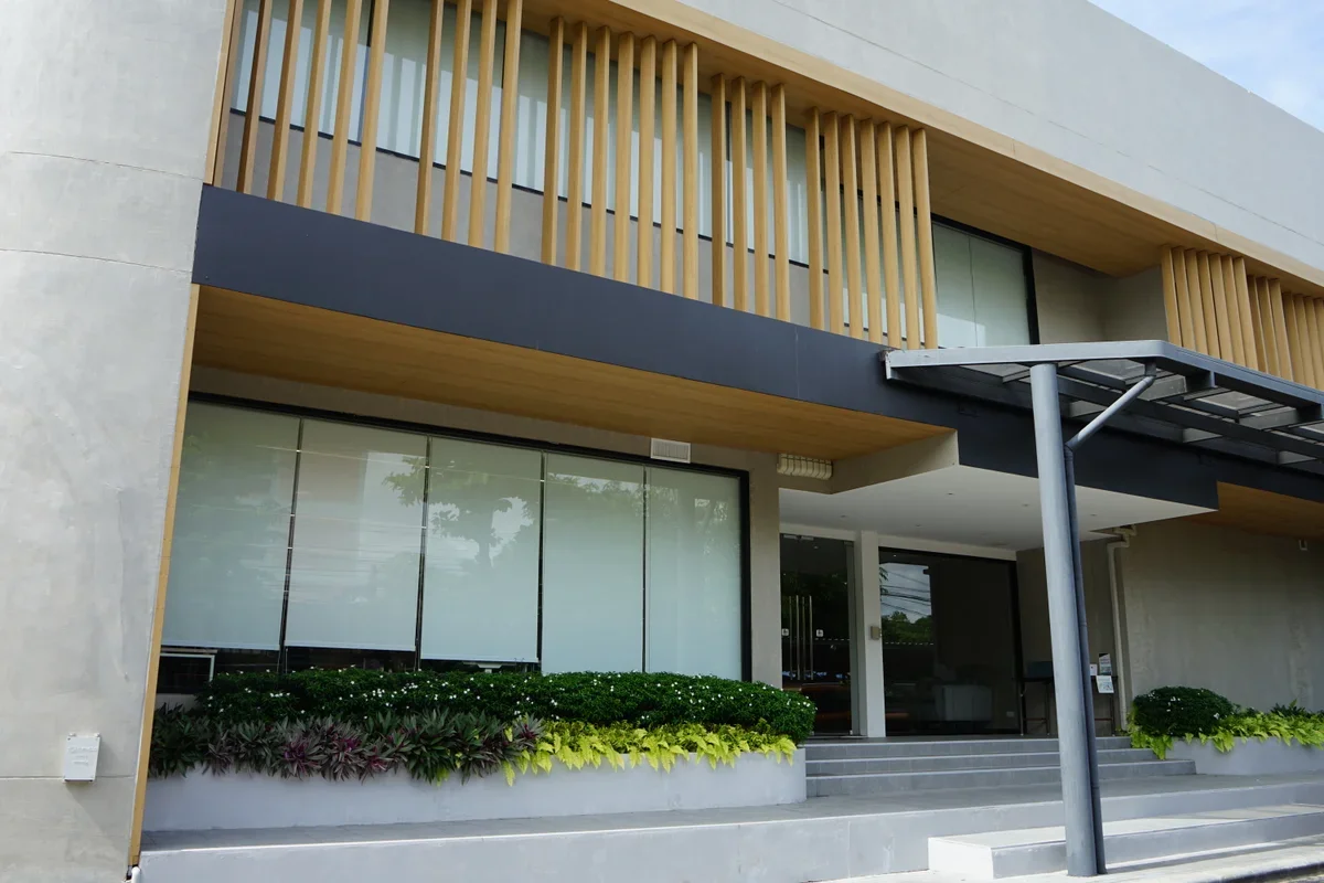 BHIRAJ Campus UDOMSUK